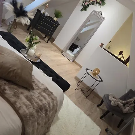 Le Cocoon De Choupette بيت للعطل *
