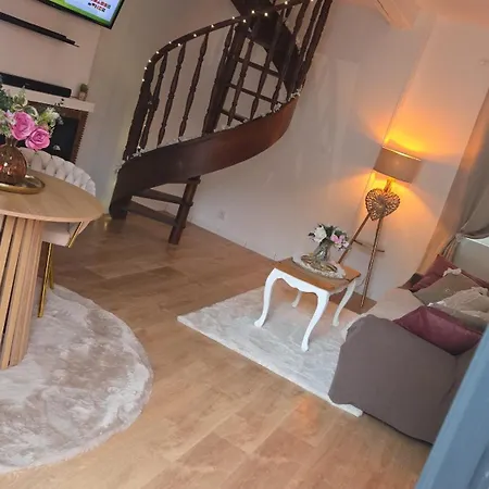 بيت للعطل Le Cocoon De Choupette Cuvilly